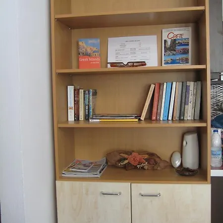 With A Small Loft And Modern Kitchen Διαμέρισμα